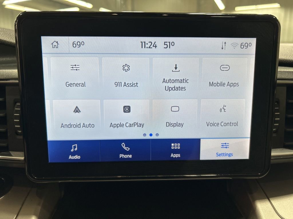 Certified 2022 Ford Explorer XLT w/ Equipment Group 202A image 18