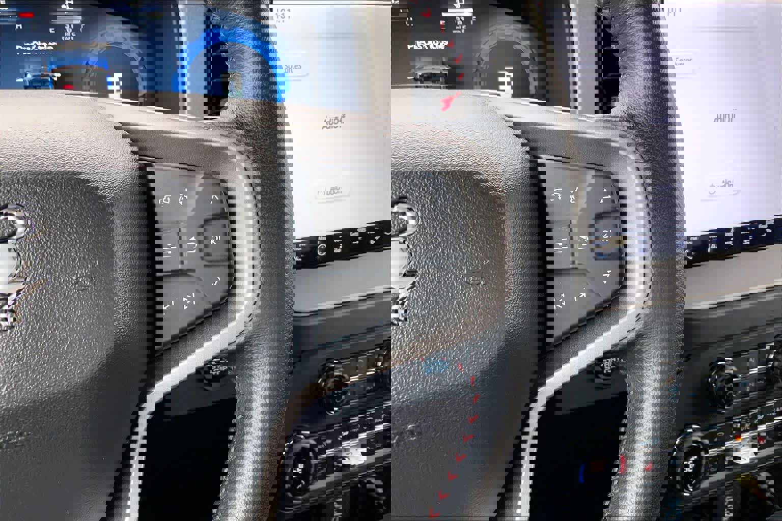 Certified 2025 Ford Bronco Big Bend w/ Black Diamond Package image 23