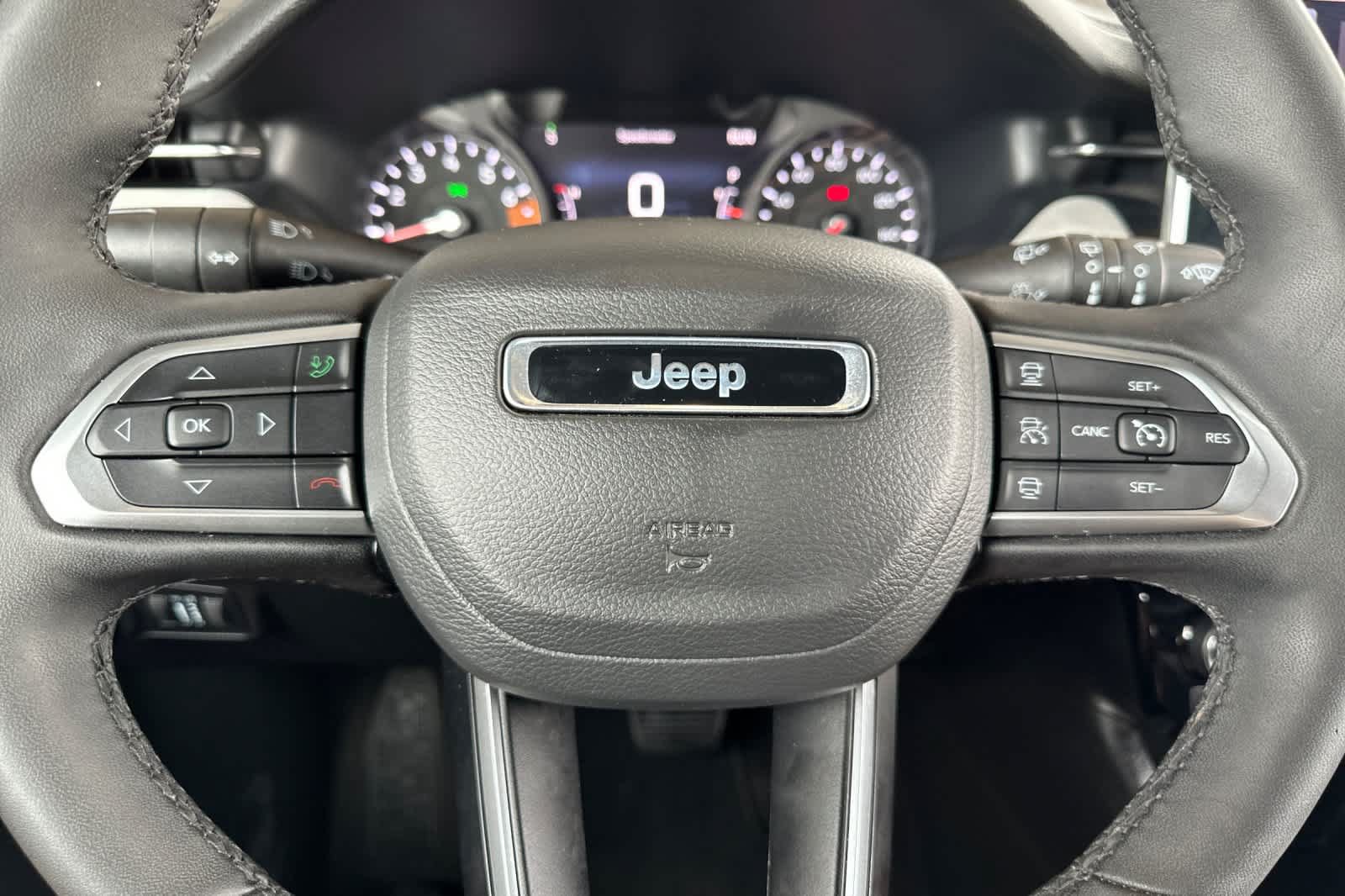 Used 2025 Jeep Compass Limited AWD/4WD image 23