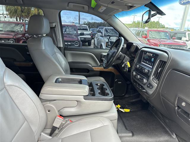 Used 2018 Chevrolet Silverado 1500 LTZ w/ Sport Package AWD/4WD image 17