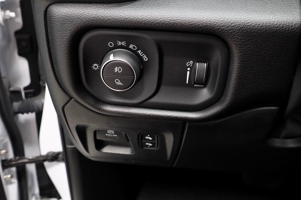 Used 2023 RAM 1500 Big Horn AWD/4WD image 27