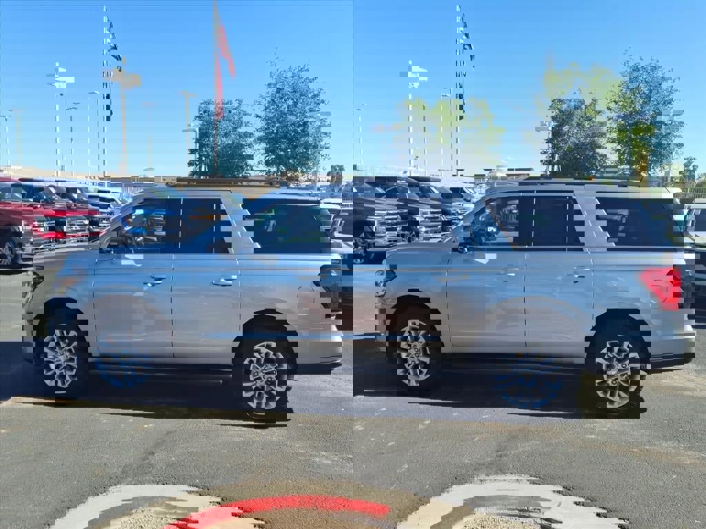 Certified 2024 Ford Expedition Max XLT image 2