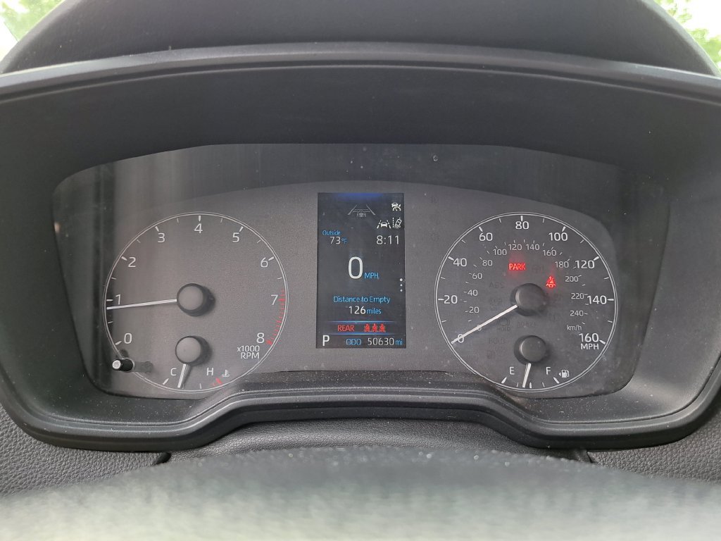 Used 2025 Toyota Corolla LE FWD image 9