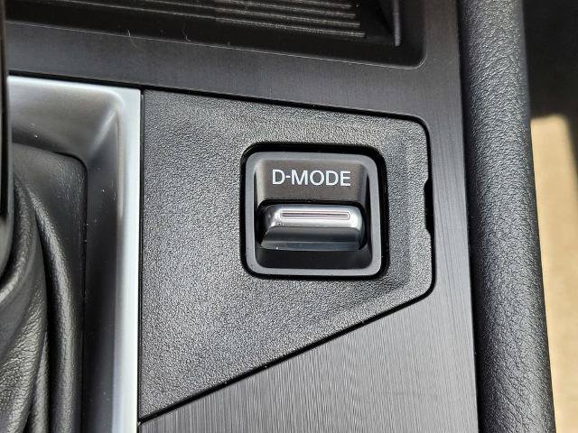 Used 2026 Nissan Kicks SV w/ Illumination Package FWD image 23