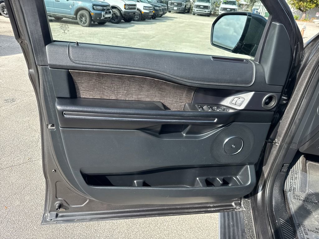 Certified 2021 Ford Expedition Max Limited image 14