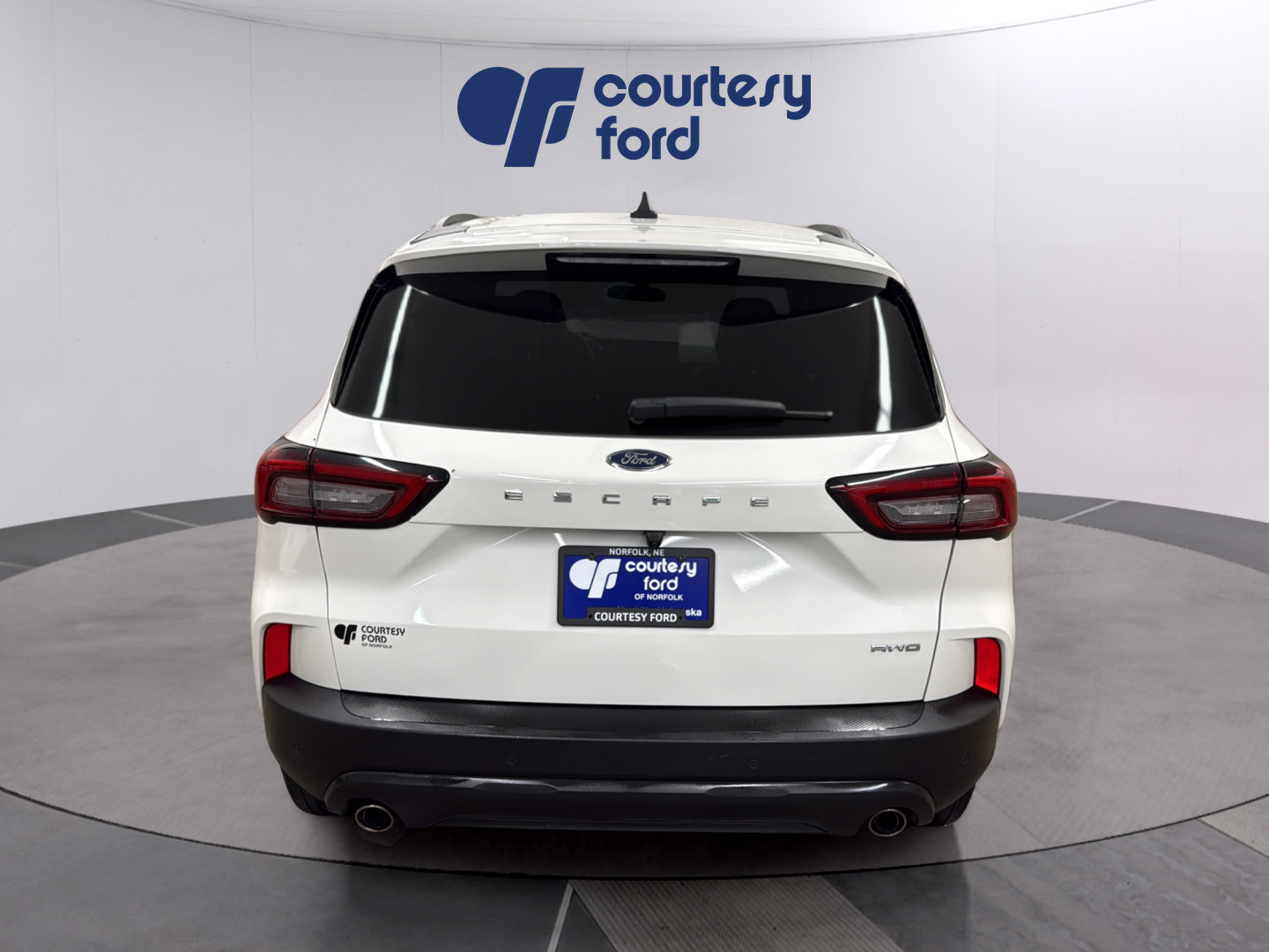 Certified 2025 Ford Escape ST-Line w/ Tech Pack #1 AWD/4WD image 6