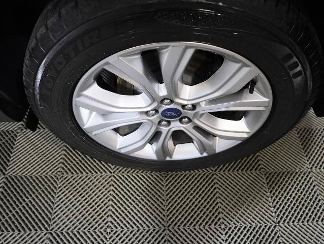 Certified 2020 Ford Edge Titanium w/ Equipment Group 301A AWD/4WD image 40
