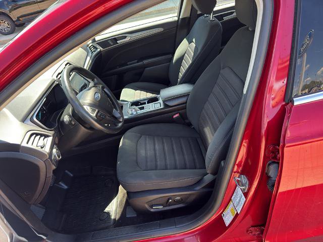 Certified 2020 Ford Fusion SE FWD image 11