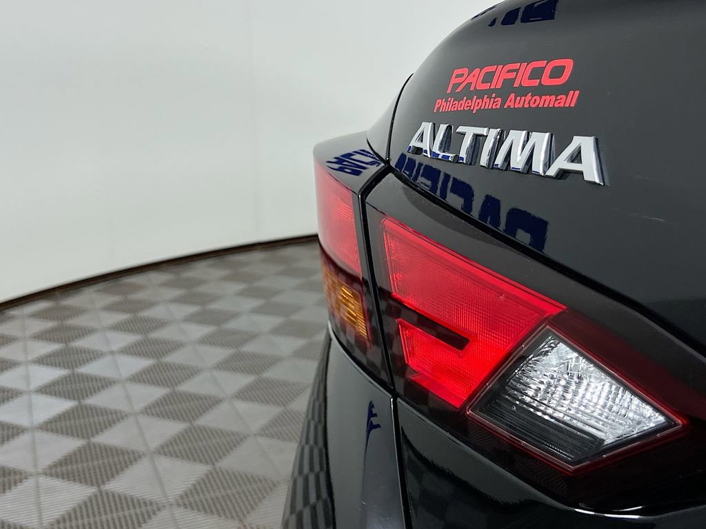 Used 2022 Nissan Altima 2.5 SR image 34
