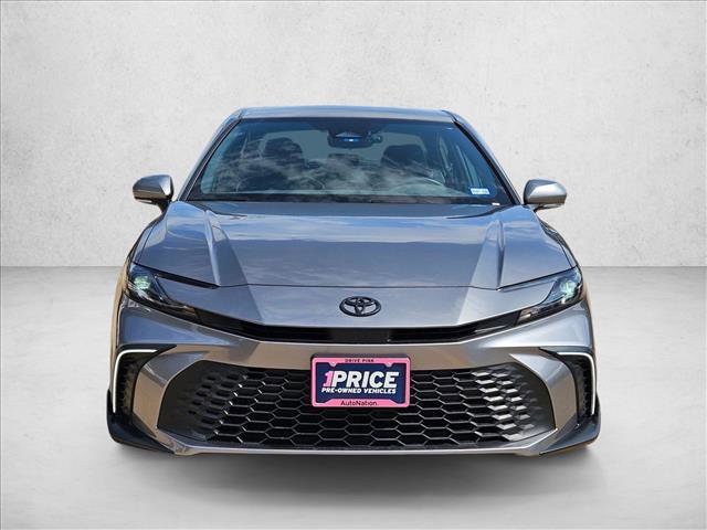 Used 2025 Toyota Camry SE FWD image 8