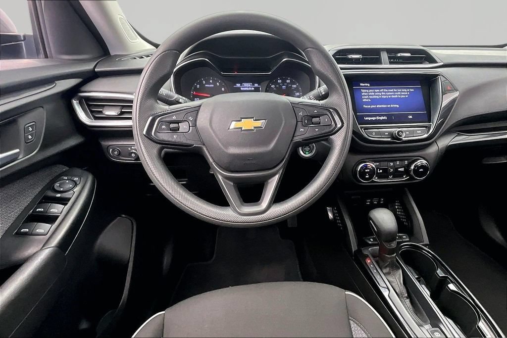 Used 2023 Chevrolet TrailBlazer LT w/ Convenience Package AWD/4WD image 5