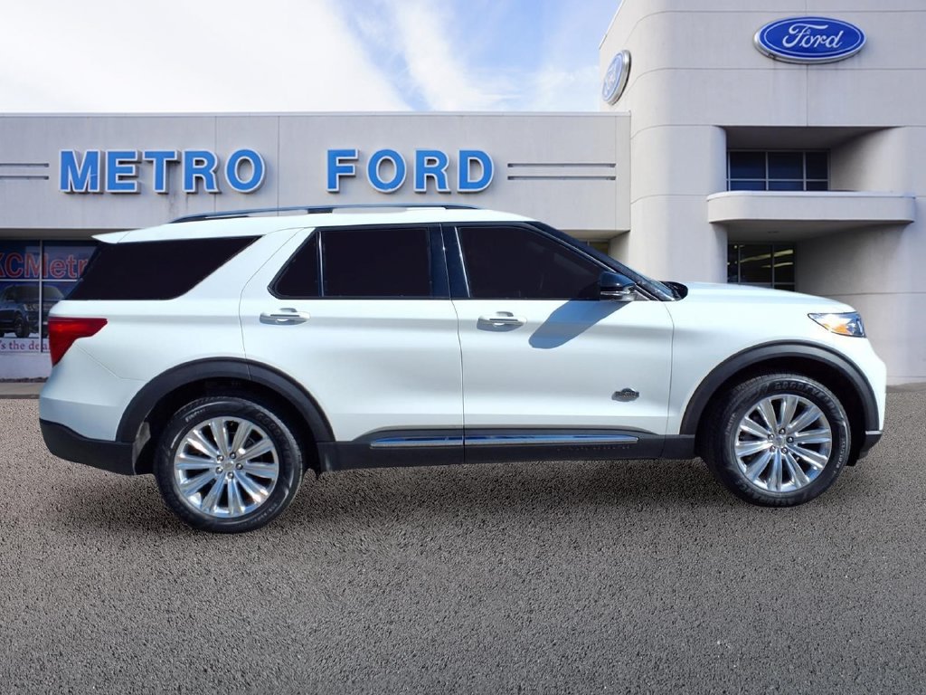 Certified 2023 Ford Explorer King Ranch w/ Technology Package AWD/4WD image 2