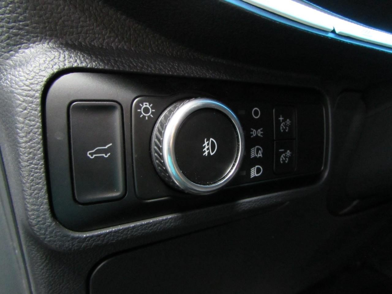 Certified 2025 Ford Explorer ST AWD/4WD image 25