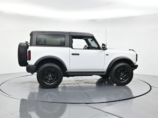 Certified 2023 Ford Bronco Wildtrak AWD/4WD image 2