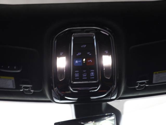 Used 2023 Jeep Grand Cherokee L Summit image 17