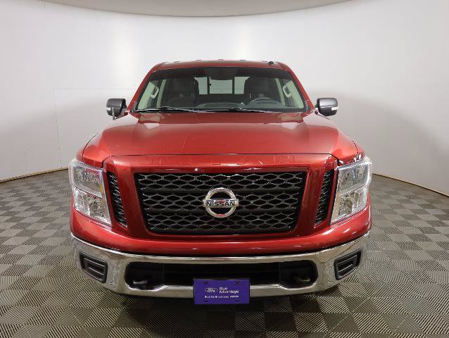 Used 2019 Nissan Titan SV AWD/4WD image 3