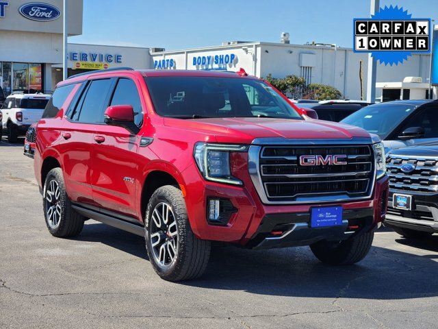 Used 2024 GMC Yukon AT4 w/ AT4 Premium Plus Package AWD/4WD image 3