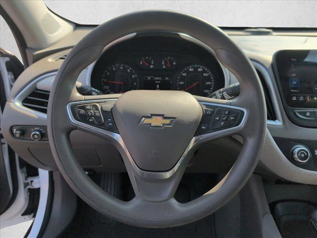 Used 2023 Chevrolet Malibu LS image 24