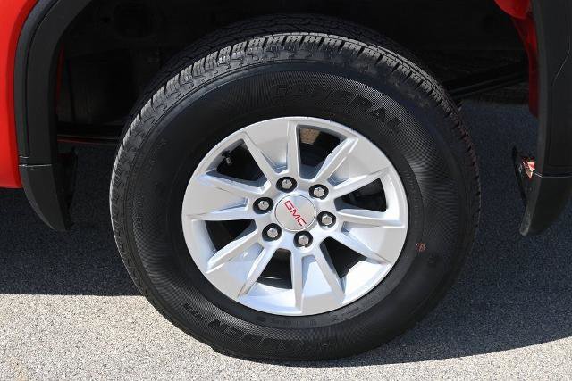 Used 2023 GMC Sierra 1500 SLE image 14