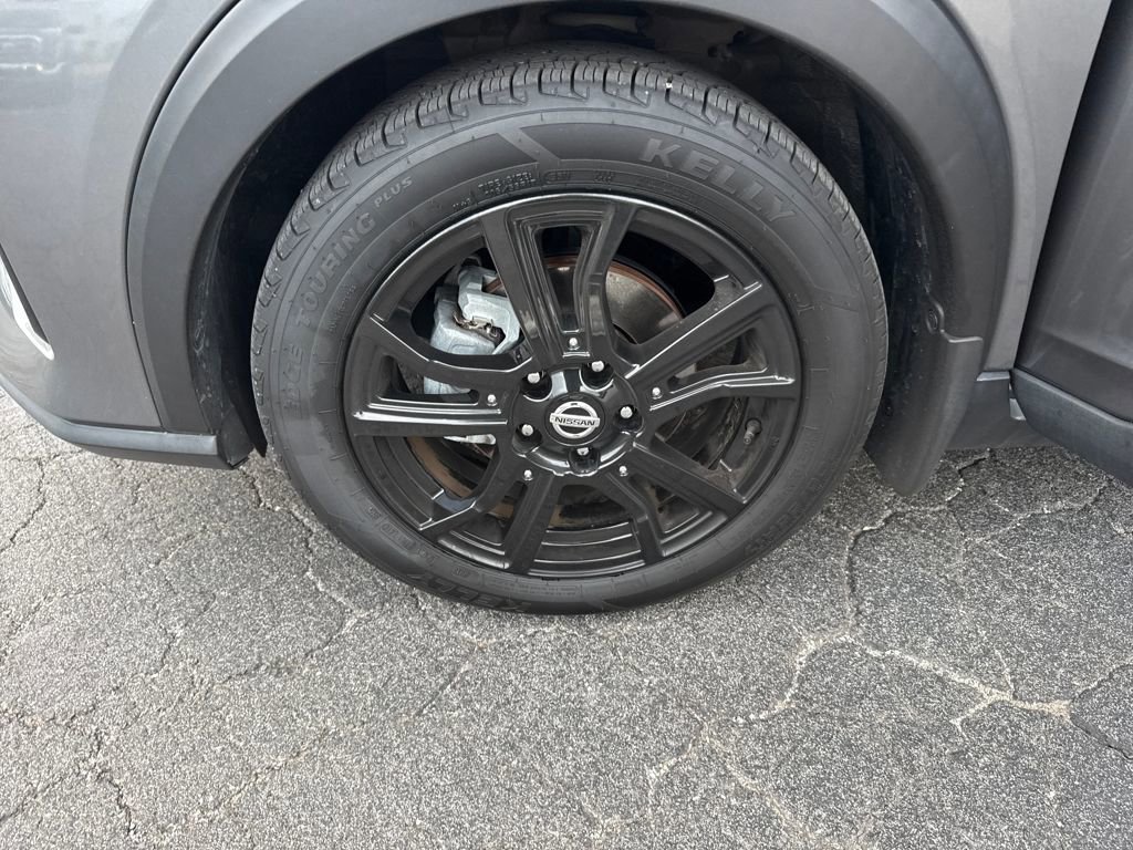 Used 2021 Nissan Kicks SR image 24