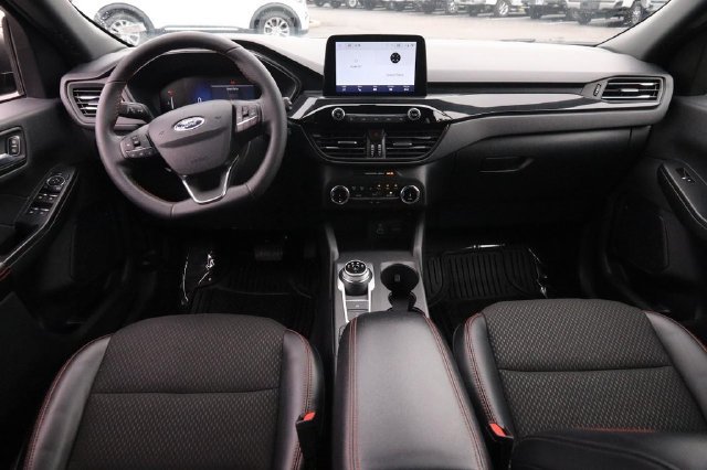 Certified 2025 Ford Escape ST-Line FWD image 23