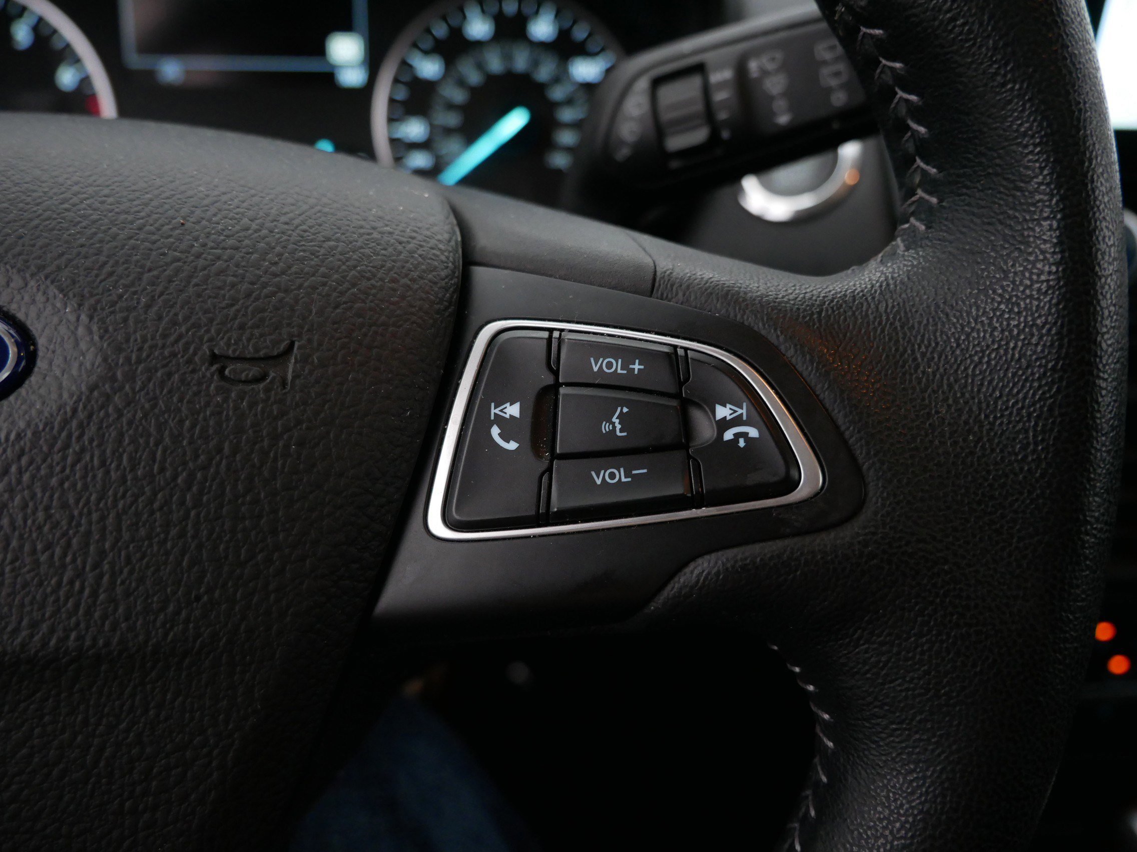 Certified 2022 Ford EcoSport SES image 29