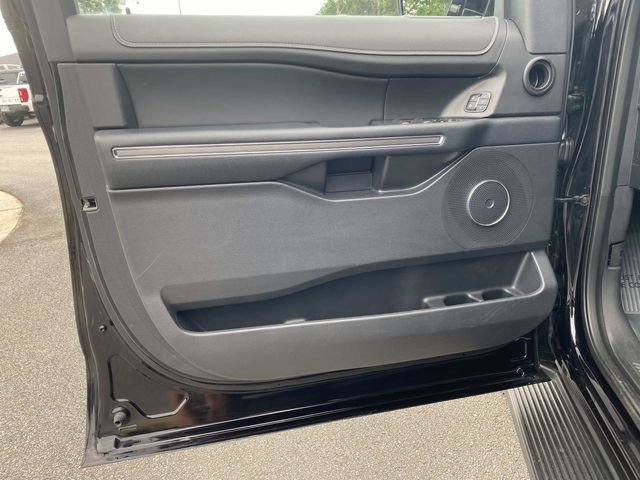 Certified 2024 Ford Expedition XLT AWD/4WD image 17