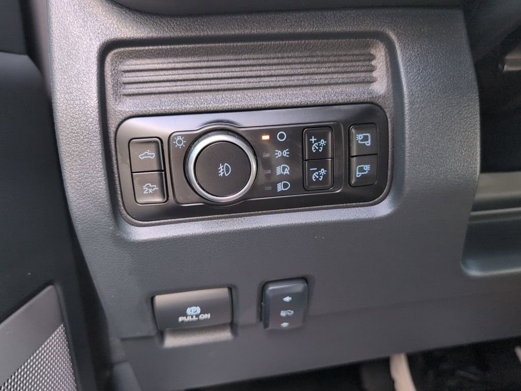 Certified 2025 Ford F250 Lariat w/ Lariat Ultimate Package image 26