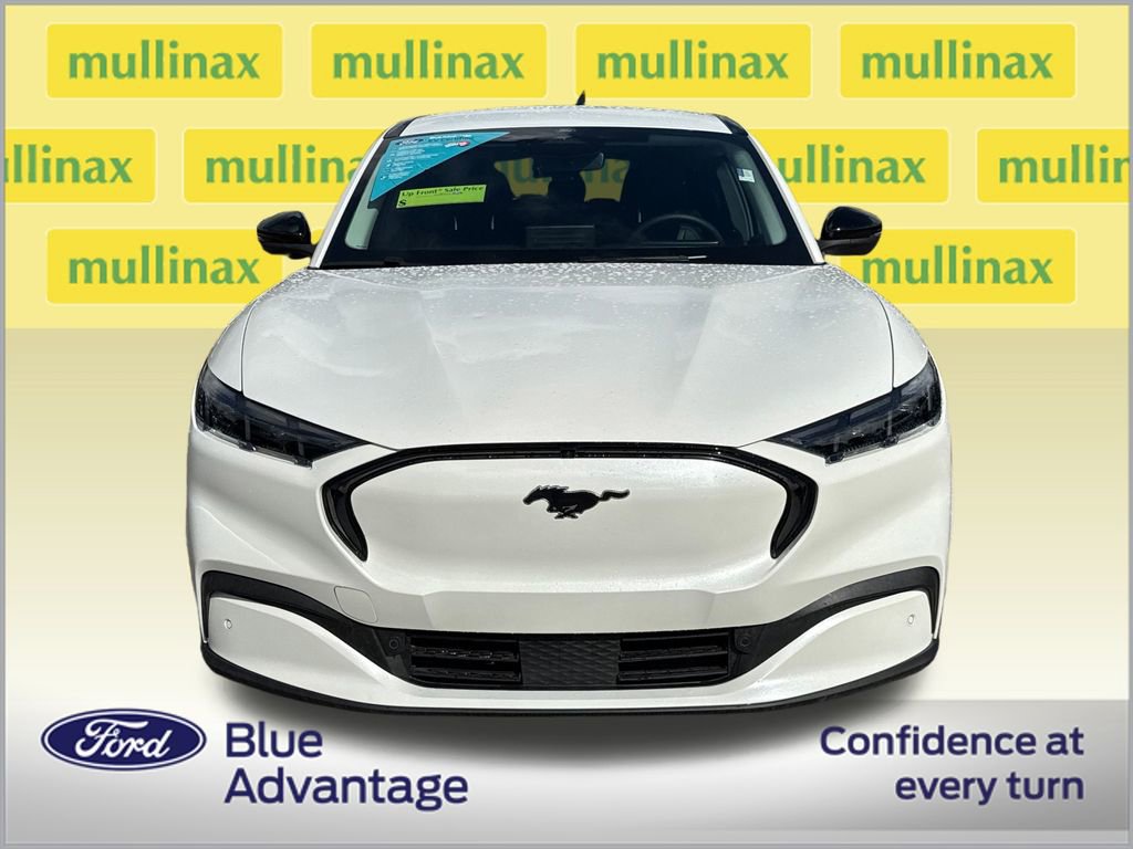 Certified 2025 Ford Mustang Mach-E Premium image 11