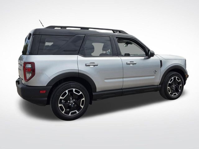Certified 2022 Ford Bronco Sport Outer Banks w/ Tech Package AWD/4WD image 9