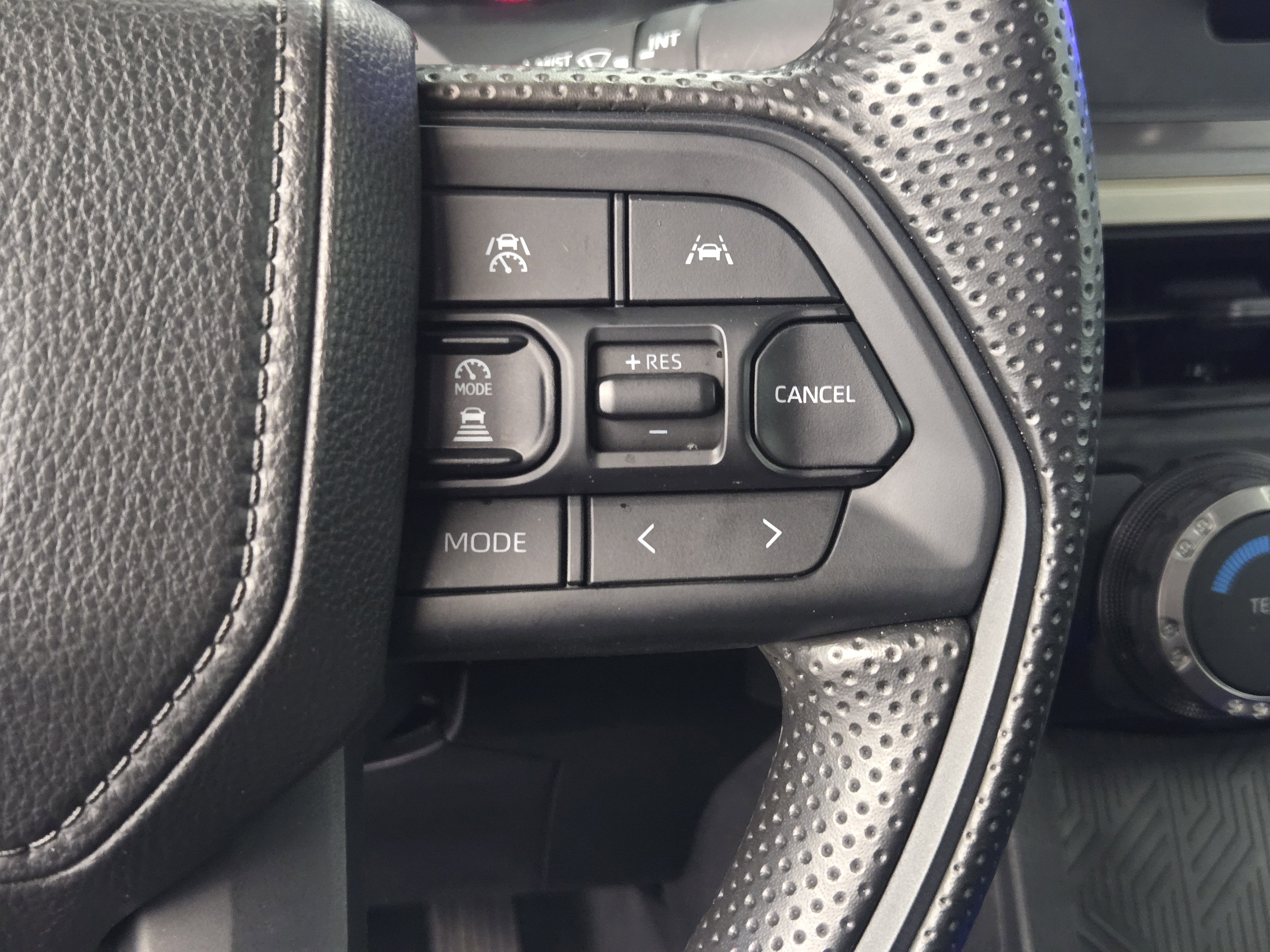 Used 2025 Toyota Tacoma SR5 RWD image 29