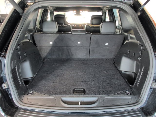 Used 2021 Jeep Grand Cherokee Laredo X AWD/4WD image 32