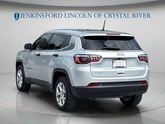 Used 2024 Jeep Compass Sport w/ Mopar Graphics Package AWD/4WD image 6