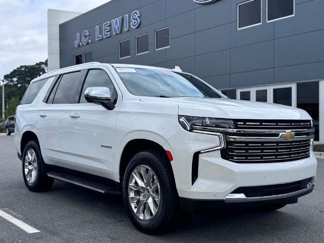 Used 2024 Chevrolet Tahoe Premier RWD image 1