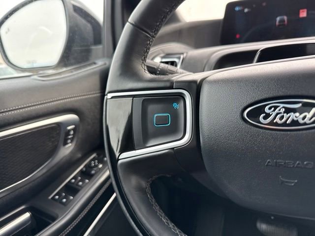 Certified 2025 Ford Expedition Platinum w/ Stealth Performance Package AWD/4WD image 33