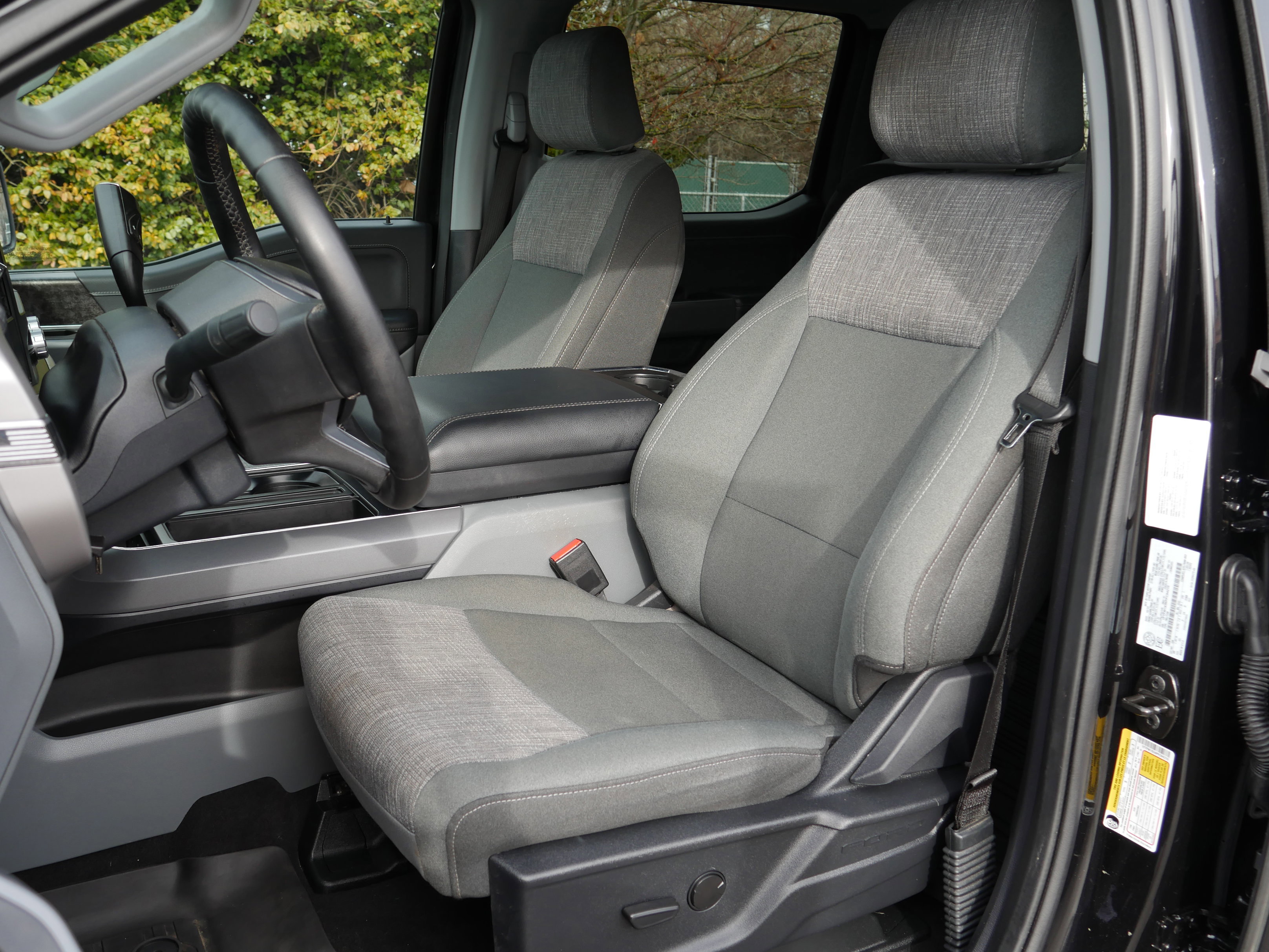 Certified 2023 Ford F150 XLT w/ Equipment Group 301A Mid image 34