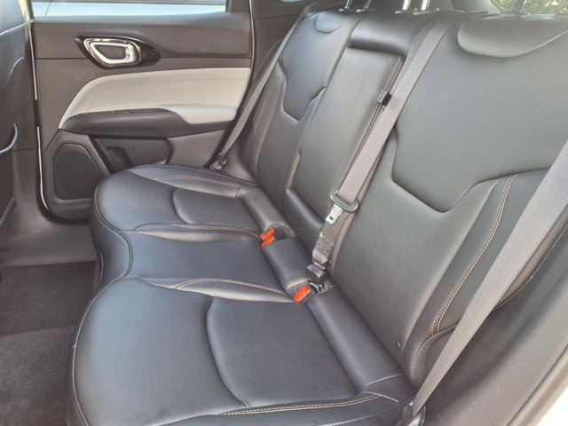 Used 2024 Jeep Compass Limited AWD/4WD image 8