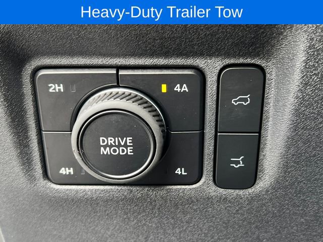 Certified 2025 Ford Expedition Active image 30