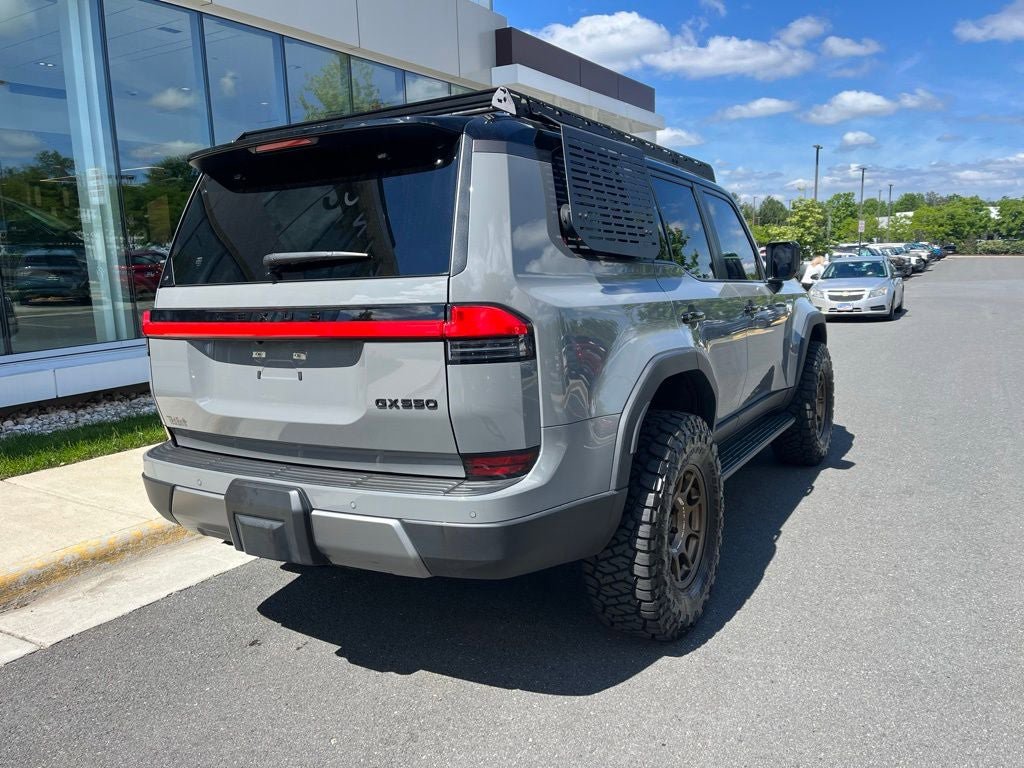 Used 2024 Lexus GX 550 AWD/4WD image 9