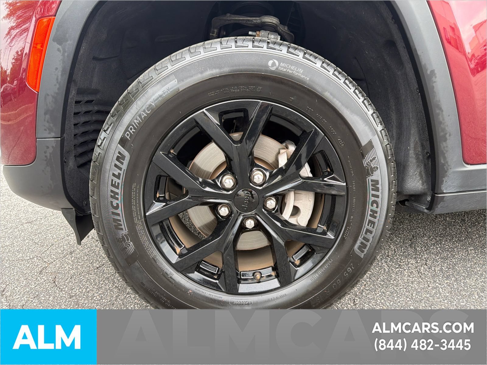 Used 2025 Jeep Grand Cherokee Altitude AWD/4WD image 12