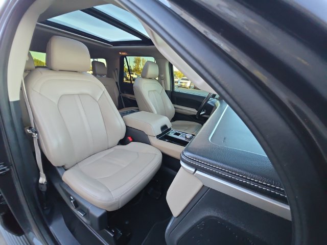 Certified 2024 Ford Expedition Limited RWD image 30