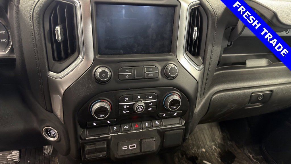 Used 2021 Chevrolet Silverado 1500 LT image 16