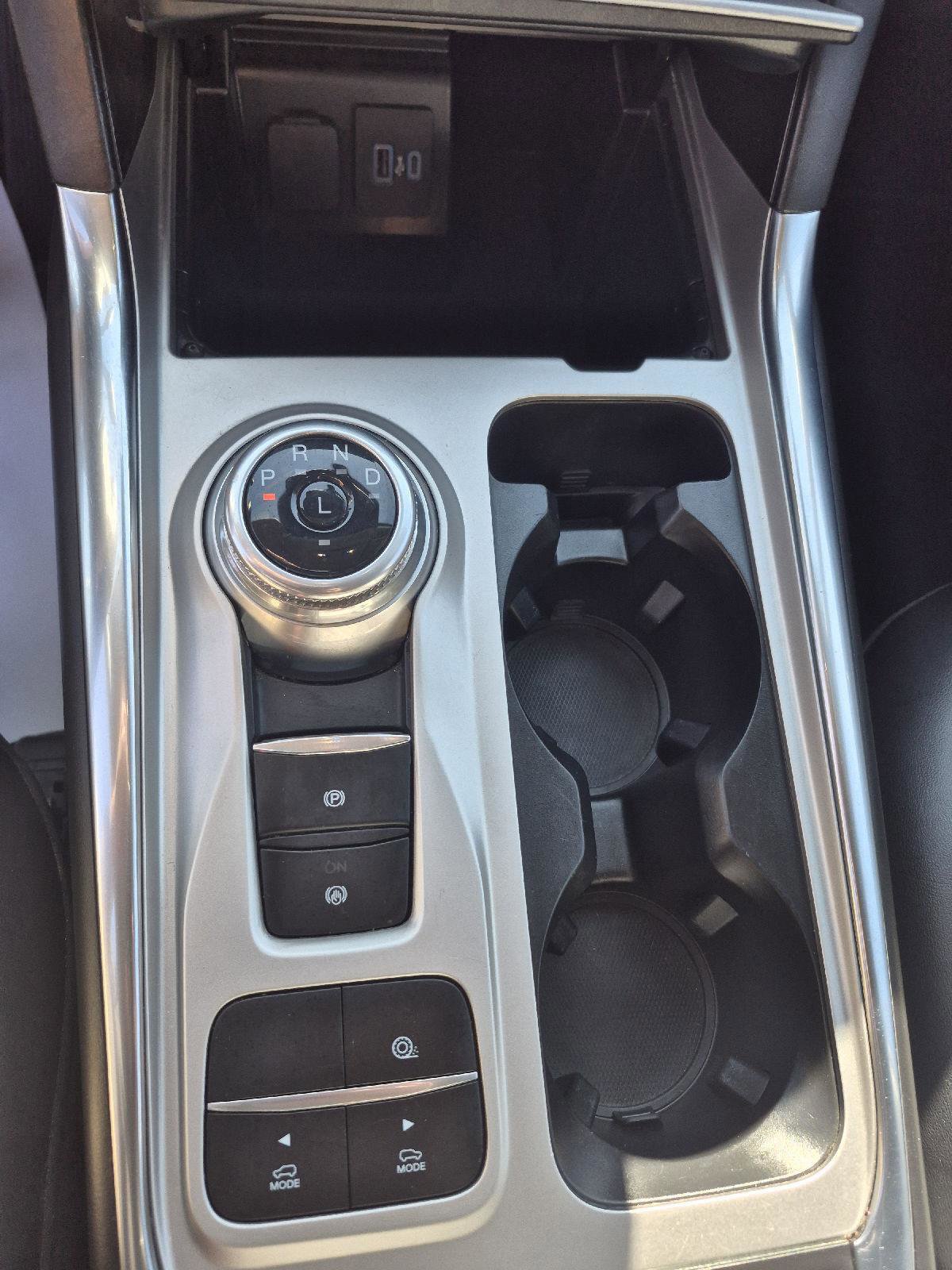 Certified 2022 Ford Explorer XLT w/ Equipment Group 202A image 22