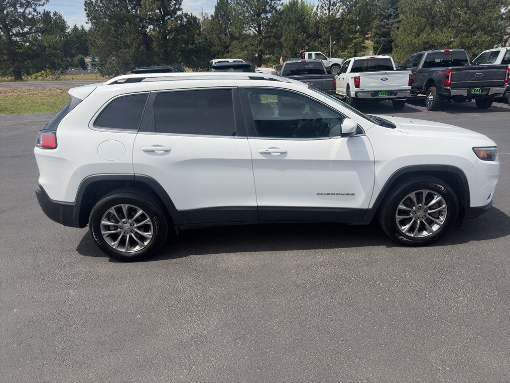 Used 2019 Jeep Cherokee Latitude Plus FWD image 16