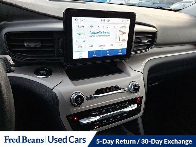 Certified 2023 Ford Explorer XLT w/ Class IV Trailer Tow Package image 25