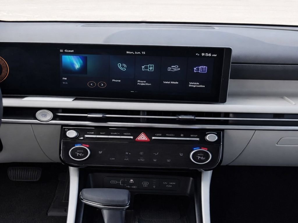 Used 2025 Hyundai Tucson SEL FWD image 23
