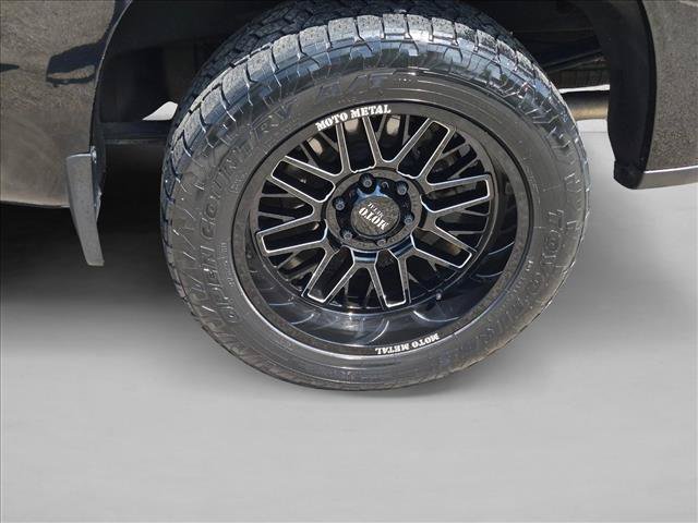 Used 2020 Chevrolet Silverado 1500 RST AWD/4WD image 25