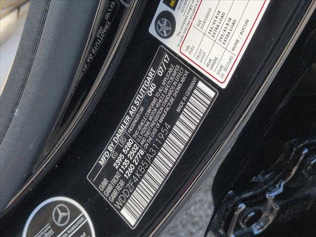 Used 2018 Mercedes-Benz E 300 4MATIC image 26