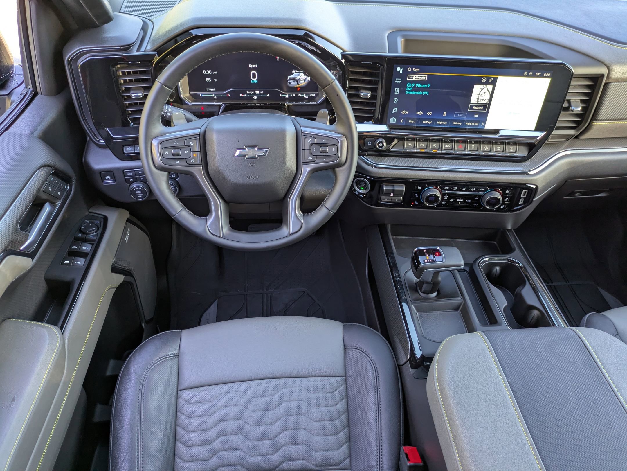 Used 2024 Chevrolet Silverado 1500 ZR2 w/ Technology Package image 34