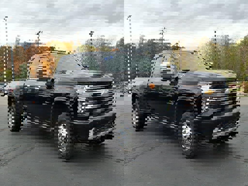Used 2021 Chevrolet Silverado 3500 High Country w/ LPO, Hitch Package image 5